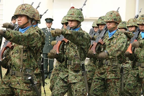 日自民党建议提高自卫队工资福利并设置新军衔