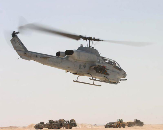 ͼ�ģ�����AH-1��װֱ������ΪԽս��������