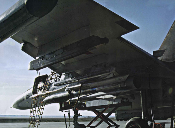 图文：中国空军苏-30MKK战机加挂KH-31反舰导弹