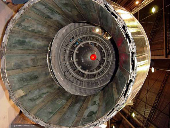 图文：俄制AL-31F航空发动机大量使用钛金属