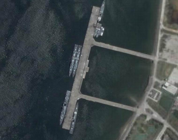 图文：谷歌地球卫星照片拍摄到的中国海军基地
