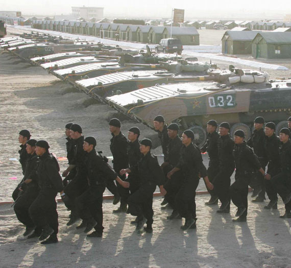 俄军方称和平使命2007军演将成反恐样板(组图)