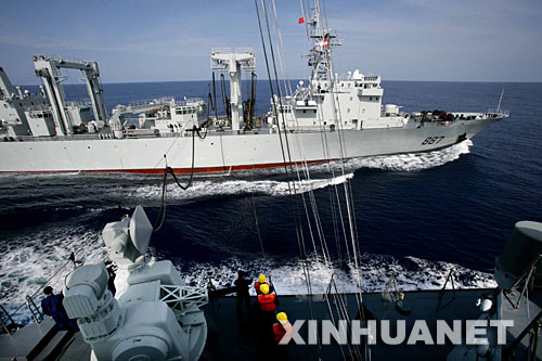 中国新型海上补给装备提升海军远洋保障能力