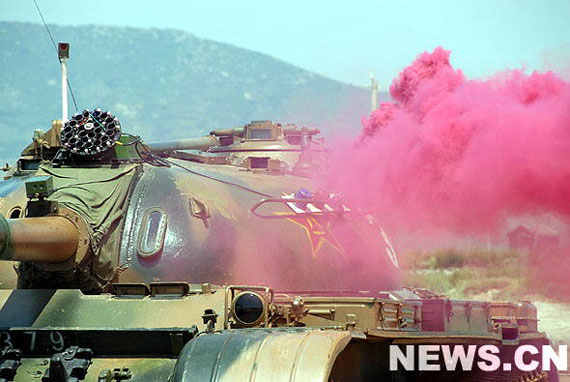 目击解放军首次全激光模拟对抗演练(组图)