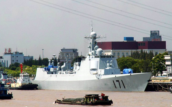 图文:中国海军171驱逐舰舰回厂维护_新浪军事_新浪网