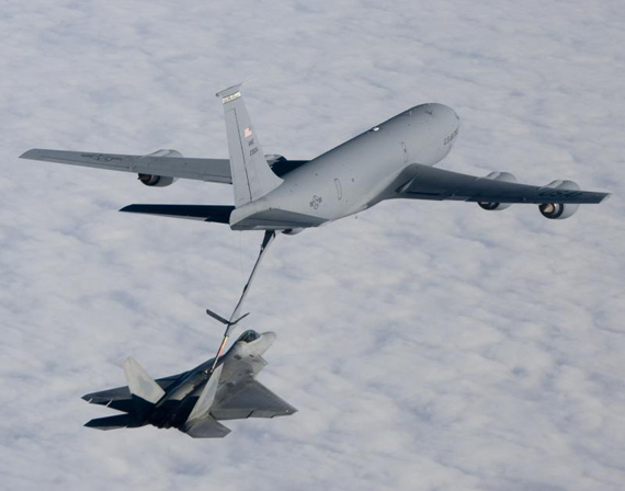 ������40��F-22ս�����ж�ʵʩս������(��ͼ)