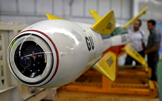 图文:伊朗使者精确制导炸弹导引头特写