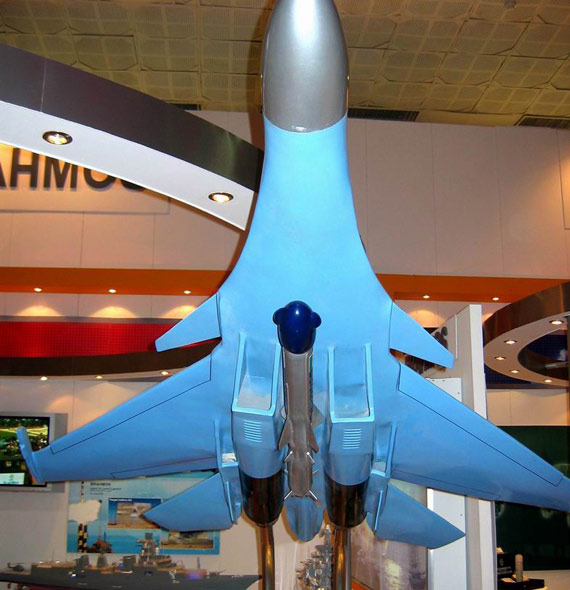 图文：印度空射型布拉莫斯导弹及载机模型