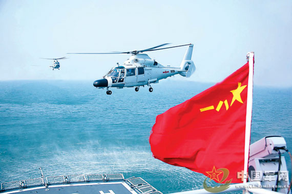 图文：北海舰队航空兵攻潜演练