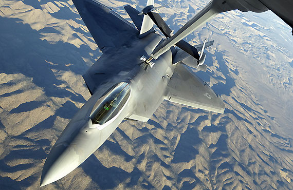 ͼ�ģ����������ձ��������Ƚ�F-22ս����
