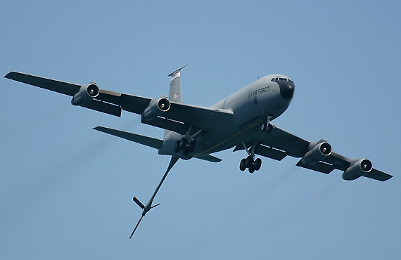 ͼ�ģ�����KC-135���м��ͻ�