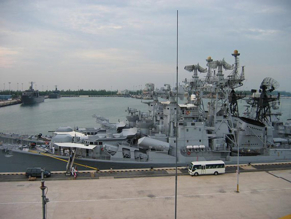 ͼ�ģ�ӡ�Ⱥ����������ؼ�ս����ȫ����װ����Ī˹