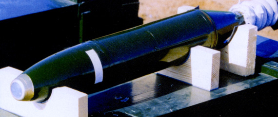 圖文：國產新型120毫米末端修正製導炮彈