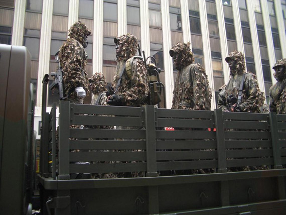 图文:台湾陆军狙击手参加阅兵