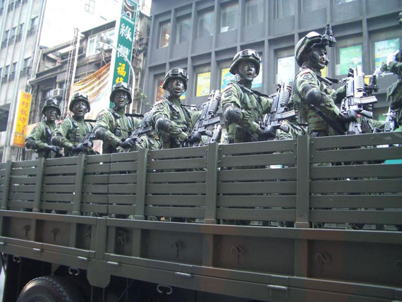 台湾双十阅兵式高清版