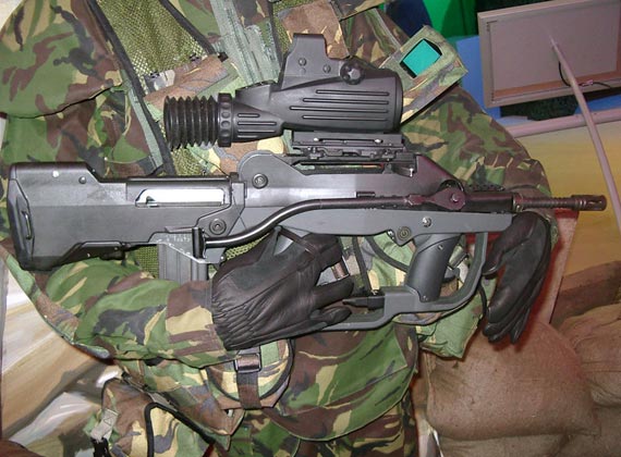 ͼ�ģ�����FELINδ��ս��ϵͳ���õĸ��ͷ���˹��ǹ