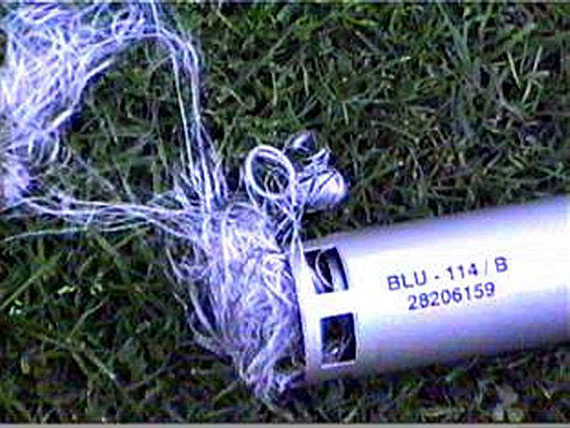 ͼ�ģ�����BLU-114��̼��άը��