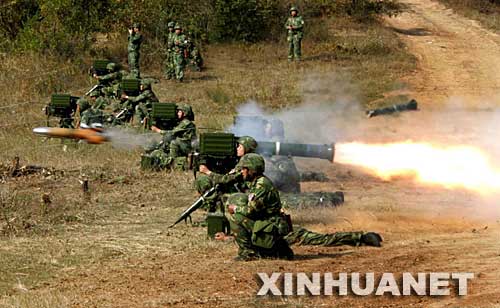 铁拳-2007演习红军用新型步战车驱歼蓝军(组图)