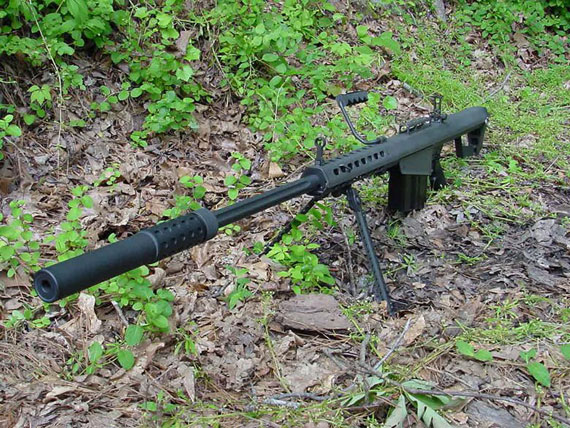 图文:加装消音器的M82A1狙击步枪