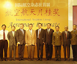 �����ڱ��Ƽ�����֮����