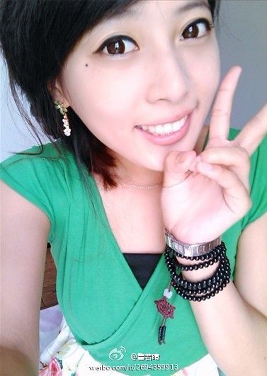 鲁若晴自拍照 鲁若晴自拍照