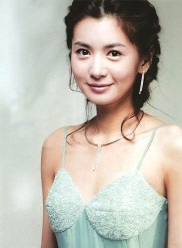 《人鱼小姐》主演张瑞希 《人鱼小姐》主演张瑞希