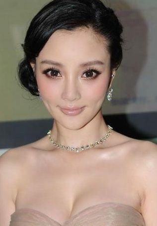 女性乳头内陷的发生率为1~2% 女性乳头内陷的发生率为1~2%