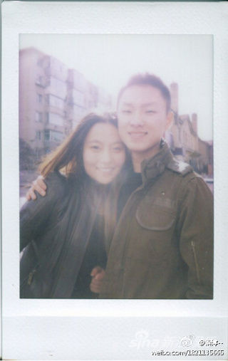 梁博与女友合照曝光 梁博与女友合照曝光