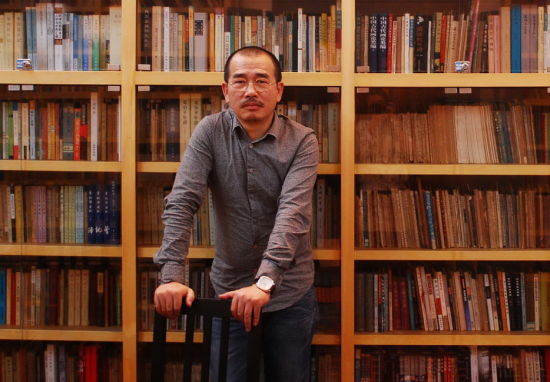 陈侗的书大部分都属于广州博尔赫斯艺术机构图书室公有 陈侗的书大部分都属于广州博尔赫斯艺术机构图书室公有