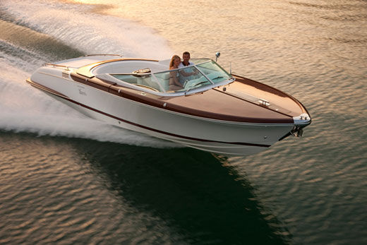 丽娃伊塞奥(Riva Iseo) 丽娃伊塞奥(Riva Iseo)