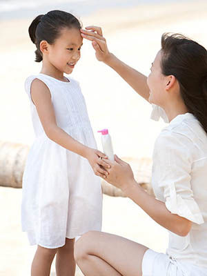 流言六:婴幼儿的娇嫩肌肤不适合用防晒