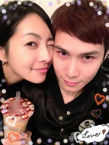 小马与妻子合影 小马与妻子合影