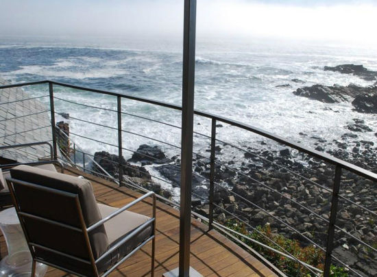 波涛汹涌的大海美景