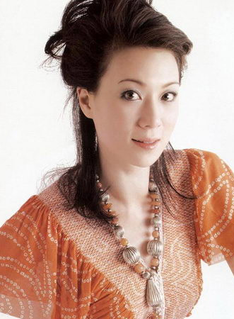 张可颐:清晨一杯咖啡奇效瘦脸法(图)_伊人风采_新浪网