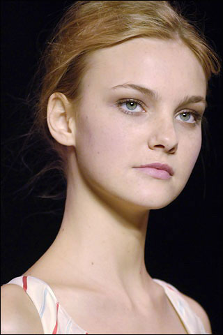 ���ͼƬ������һҳ