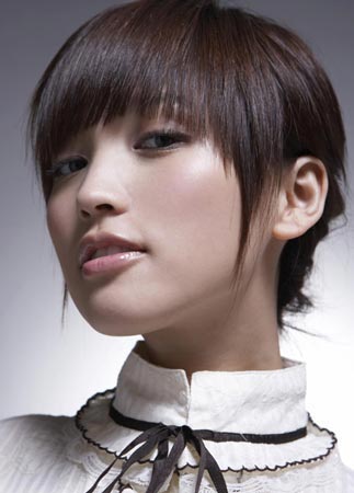 组图:16款人气斜刘海+绝对会流行(9)