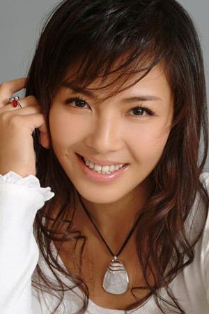 组图:明星发型 清丽美女刘涛16款百变俏发