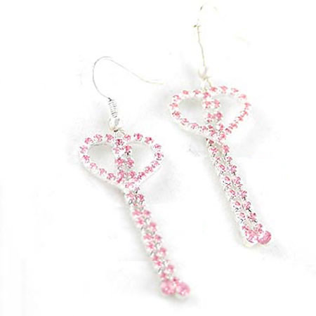 组图:适合可爱圆脸MM的粉色长坠耳环(7)_新浪女性_新浪网