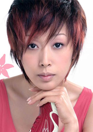 组图:明星发型 孙悦妖娆美发塑造狐媚小尖脸(6)