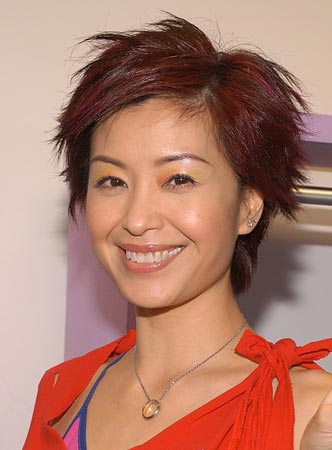 组图明星发型伍咏薇演绎20款熟女美发