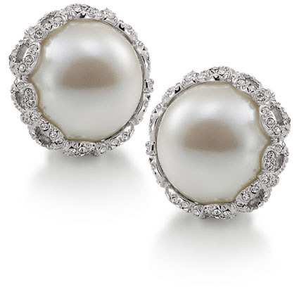 组图:珍珠+钻石耳饰 奏响一曲倾城恋(2)