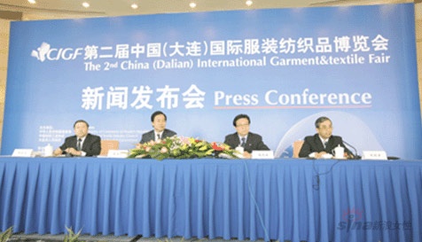 �ڶ���������ʷ�װ�������ھ����з�����