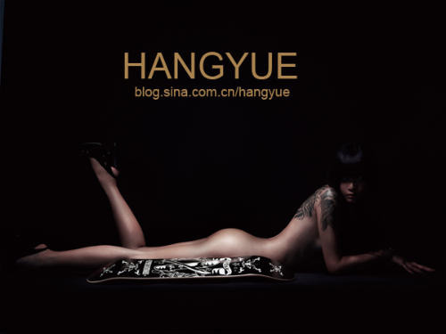 组图:惹火<em>裸女性感</em>秀不看后悔死(2)_伊人风采_