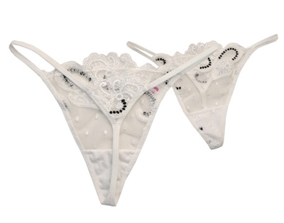 组图:惹火丁字裤保守淑女变欲女(3)