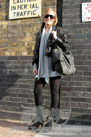 ���ͼƬ������һҳ