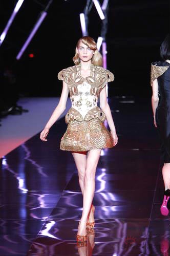 ���ͼƬ������һҳ