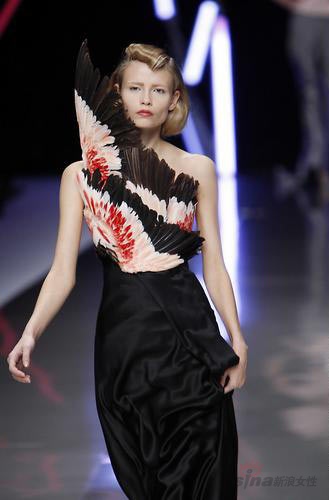 ���ͼƬ������һҳ