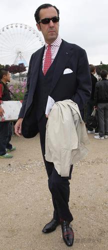 ���ͼƬ������һҳ