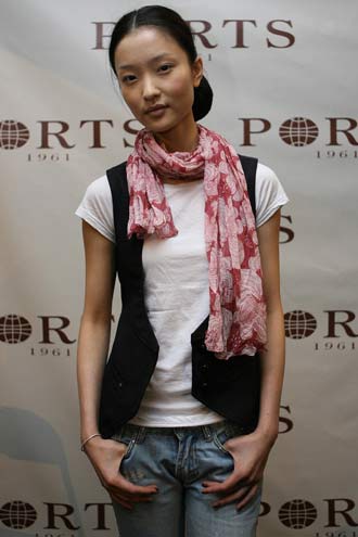 名模杜鹃台下写真