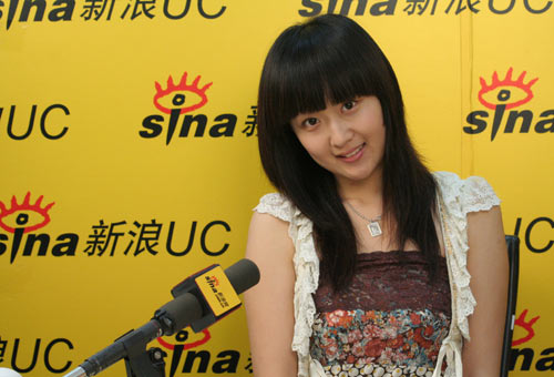 新浪uc主持人+于文